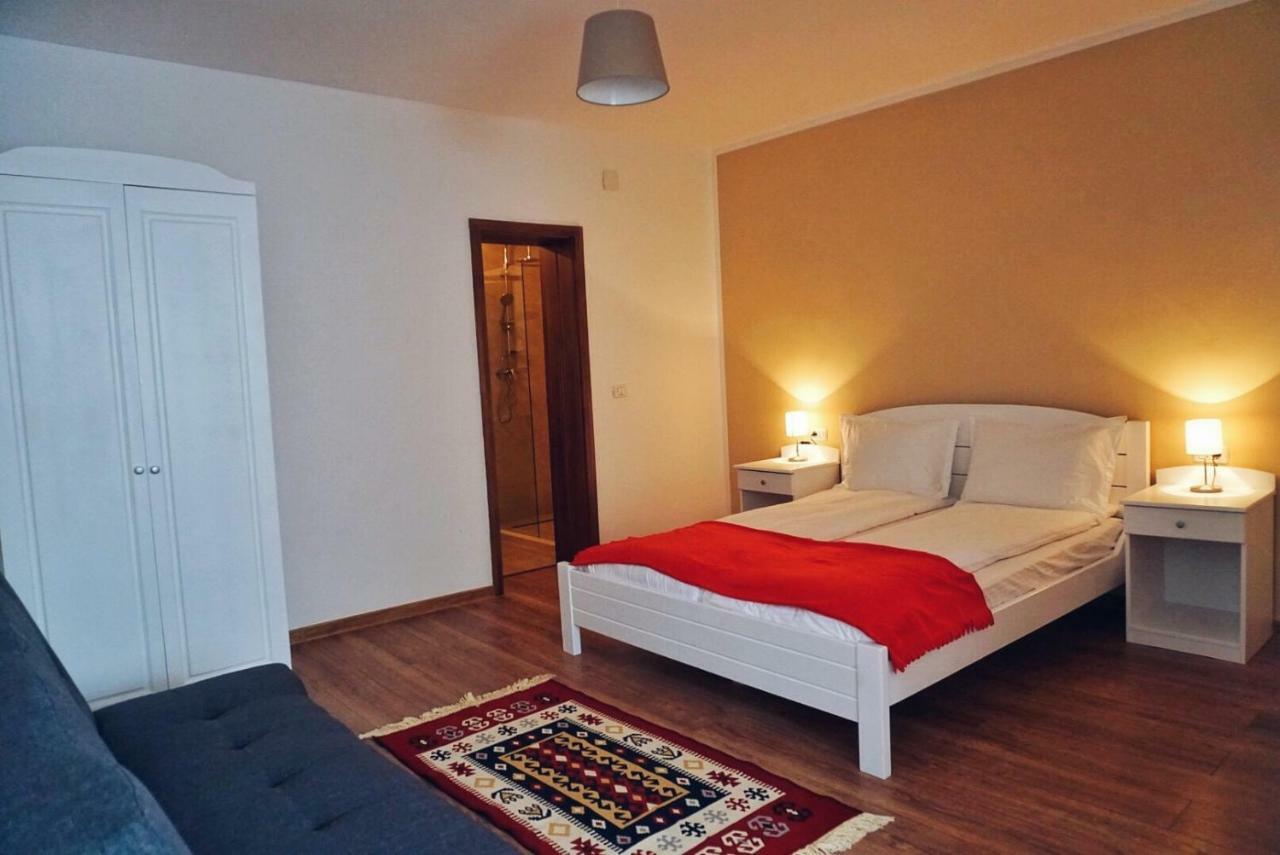 Отель Casa Badea Riu Alb Экстерьер фото